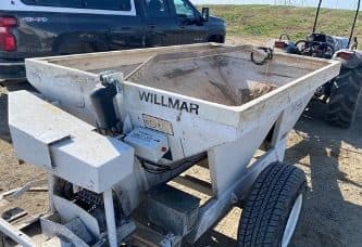 Sluice gate conversion on a spreader